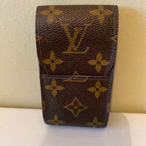 LV Cigarette/Accessory